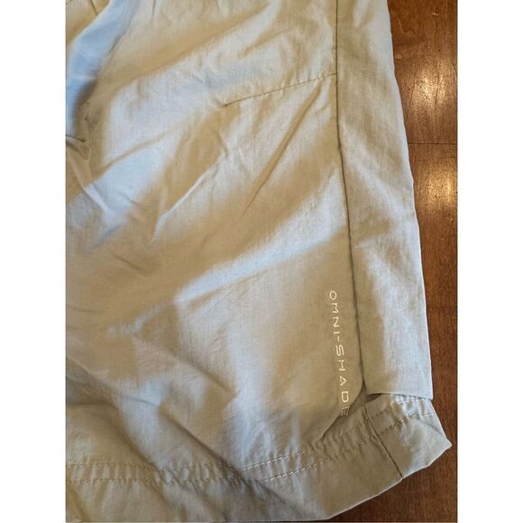 Woman’s Columbia Omni shade capri pants size XL - Picture 2 of 5